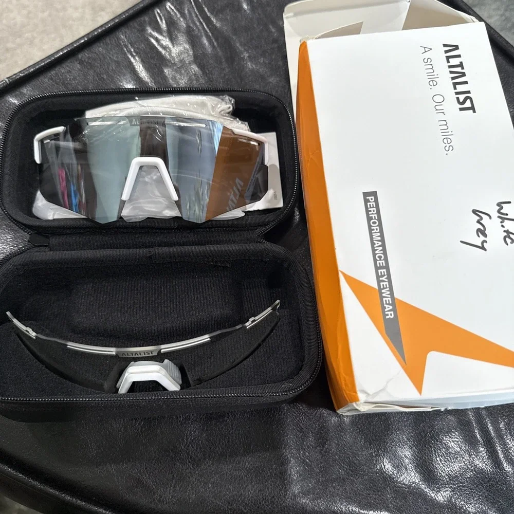 Altalist Legacy3-photochromic And Polorized White‎ Gray Sun Glasses 8040010